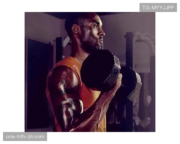 周琦居然连家里健身房都比咱们小区大半圈，这日子谁能比？