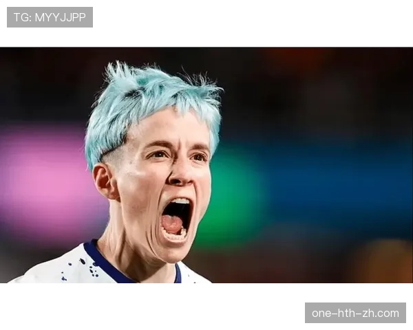 拉皮诺又在训练完直接穿西装去开会了？这姐的自律和松弛感到底怎么共存的